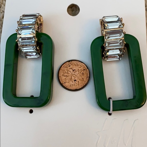 Green rectangular mod earrings w/ crystal - Picture 5 of 5